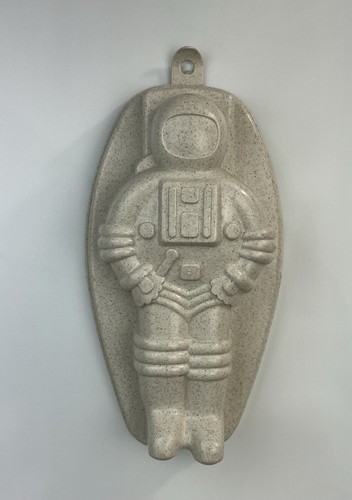 Vintage jelly mousse mould - jelly,