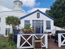 Self catering accommodation - self,