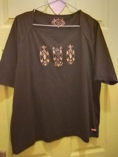 ladies beautiful TIGI T shirt size 22/24