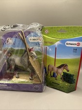 Pair Schleich Horses 42483 &