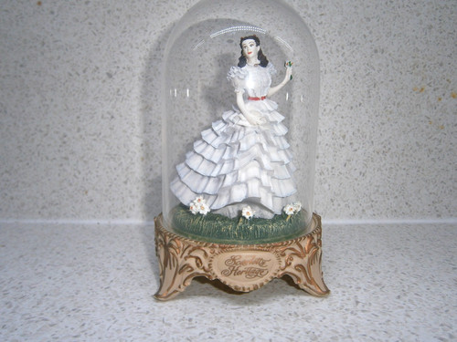 Gone with the wind - a, glass