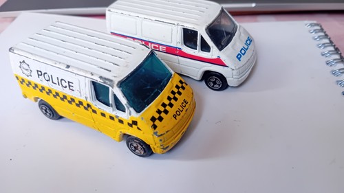 Corgi ford transit police vans - ford,