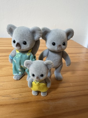 Sylvanian families outback - families,