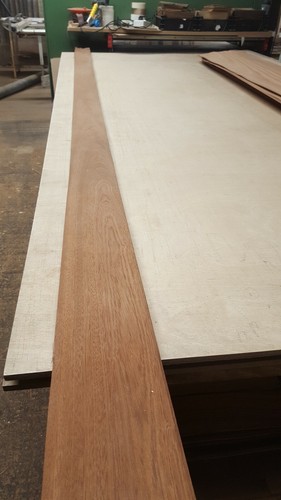 Sapele veneer natural - sapele,