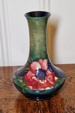 Moorcroft Anemone Vase, 22 cm