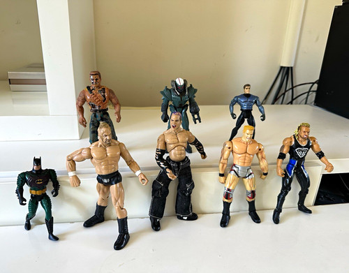 Wwe terminator predator batman - wwe,