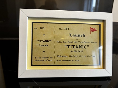 White star line titanic launch - line,