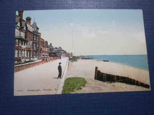 Postcard aldeburgh parade - postcard,