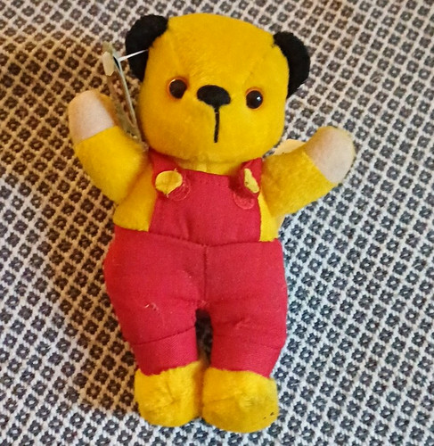 Golden bear sooty bean - bear, toy