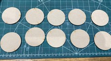 6.5 cm (65 mm) circles (10 in