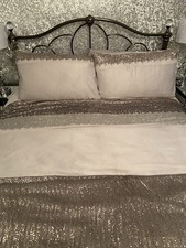 Kylie Minogue Double Duvet Cover Plus Matching Pillowcases Used Condition