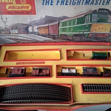 Triang The Freightliner Train