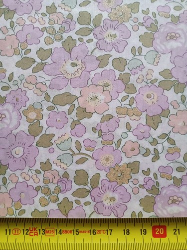 Betsy flowers - (metallic),