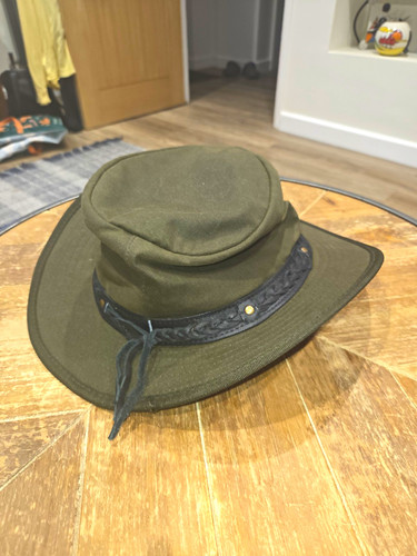 New hawkins men - new, green