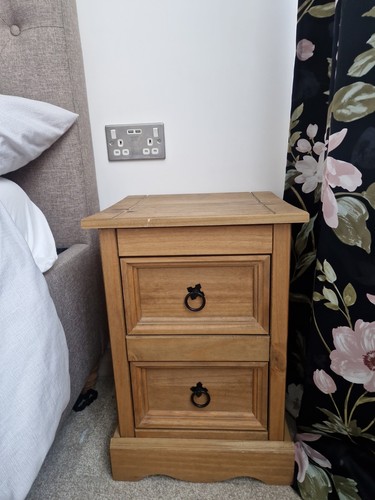 Bedside tables with drawers - bedside,