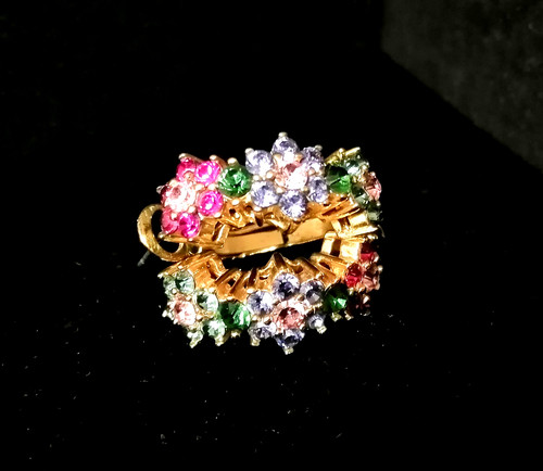 Vintage joan rivers gold - rivers,