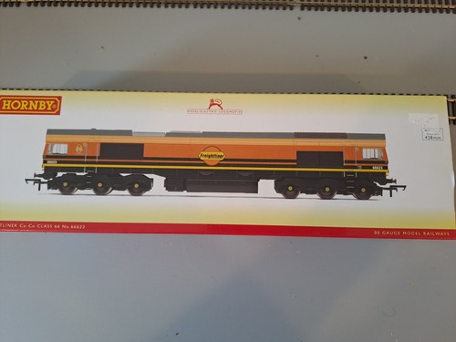 Hornby r3922 freightliner - hornby,