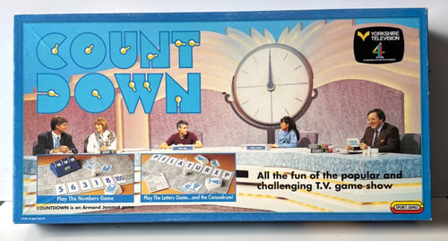 Vintage countdown board game - board,