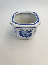 CHINESE PORCELAIN BLUE & WHITE