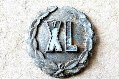 Car badge wreath for - xl,