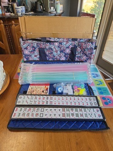 Complete mahjong game set - mahjong,