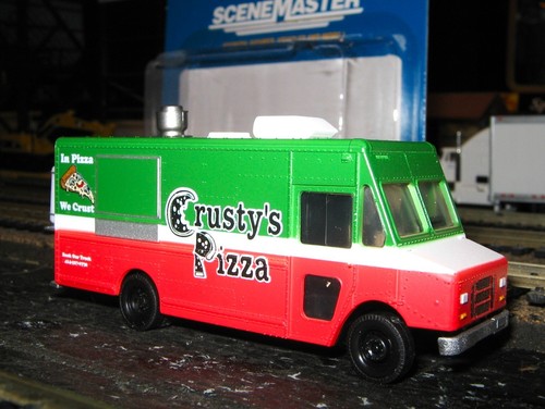 Walthers 12110 grumman van - walthers,