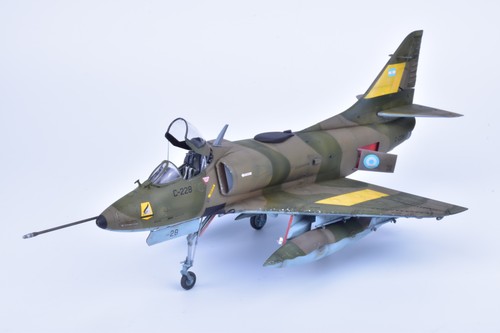 Built skyhawk a4 b - built, a4-b