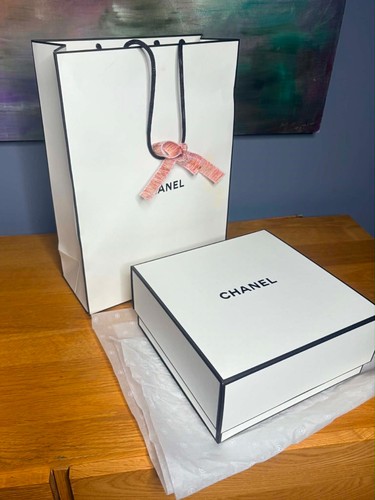 Chanel empty gift box - box,, tissue