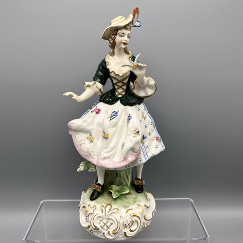 Capodimonte figurine woman - capodimonte,