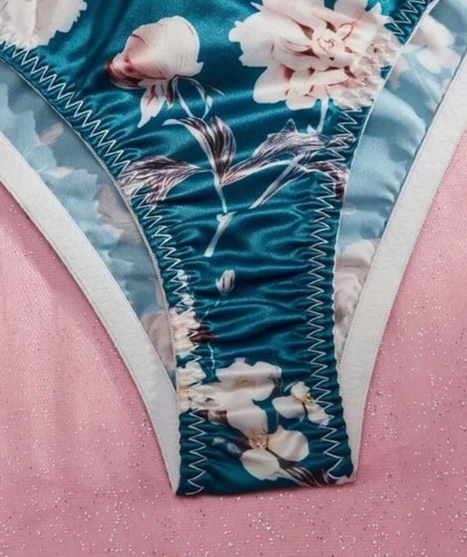 Satin floral sissy - 🎀,