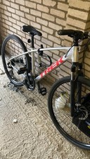 Bike - Trek dual sport 1. Medium. Silver. Very good condition