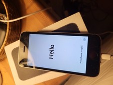 iPhone SE 1st gen Unlocked Smartphone