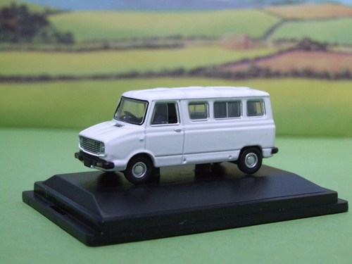 Oxford scale 1970 s white - 1:76,