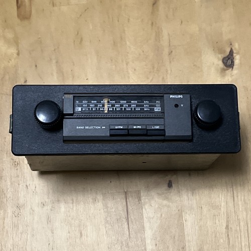 Philips 322 car stereo radio - car,