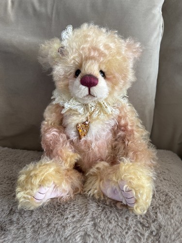 Charlie bears renaissance - charlie,