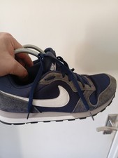 Nike MD Runner Size 9 Waffle