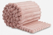 Large Ribbed Faux Fur Warm