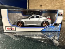 1:18 Silver Nissan 350Z Nismo