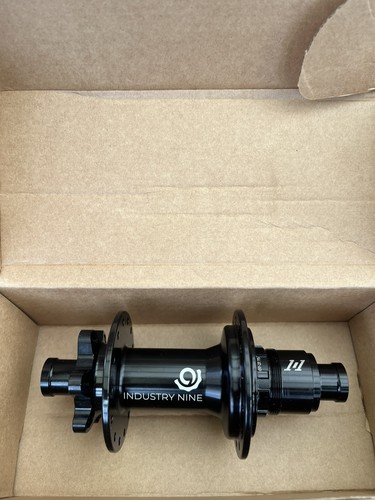 Industry nine rear hub - industry, 1/1
