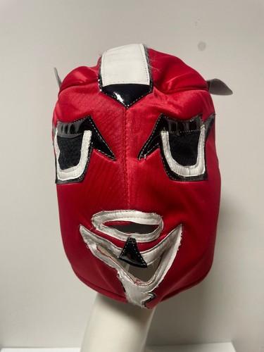 Red white black - red,, &
