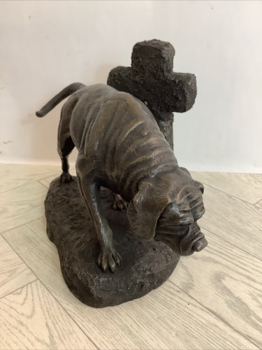Bloodhound sculpture master - sculpture, “master