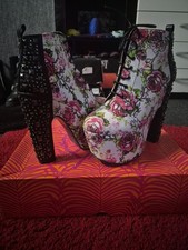 Iron Fist Creepy Rose Platform
