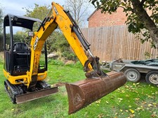 JCB 8014 CTS 1.5T MINI DIGGER AND TWIN AXLE TRAILER (1359 Hours)