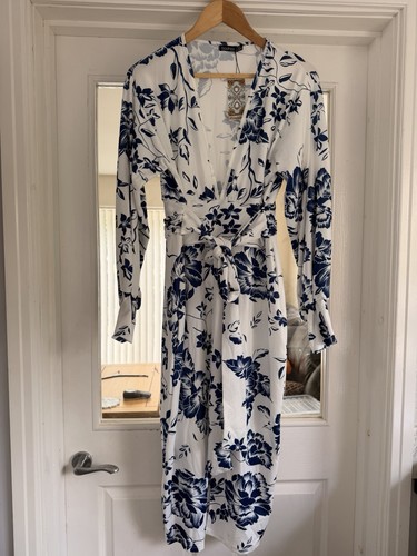 Blue white floral print - floral,