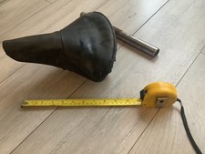 Large saddle and long  Seat