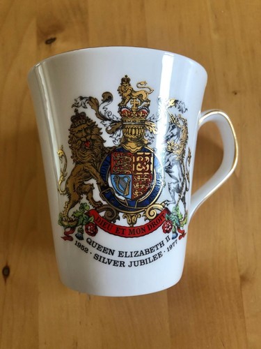 Queen elizabeth silver - queen,