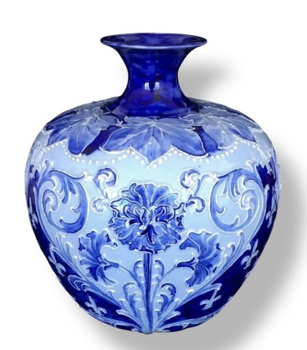 William moorcroft signed - moorcroft,