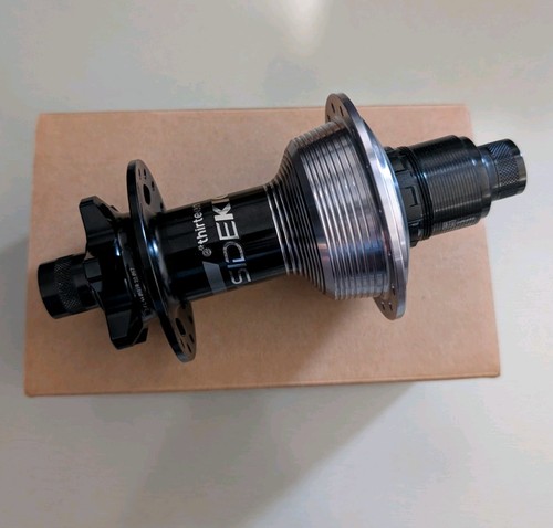 Thirteen sidekick rear - gr,