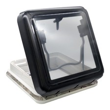 CARAVAN SKYLIGHT 400 x 400
