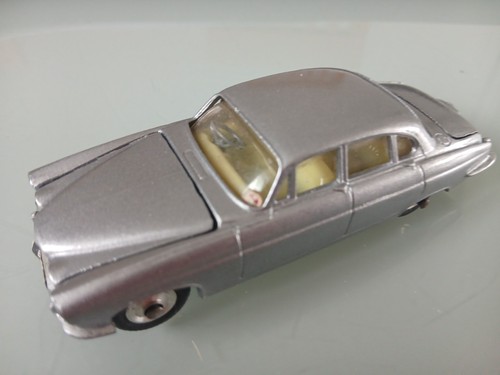 Corgi toys jaguar mark - jaguar,